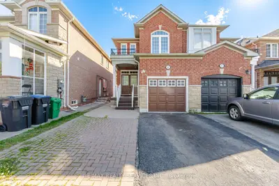 82 Rubysilver Drive, Brampton, On L6p 1r1