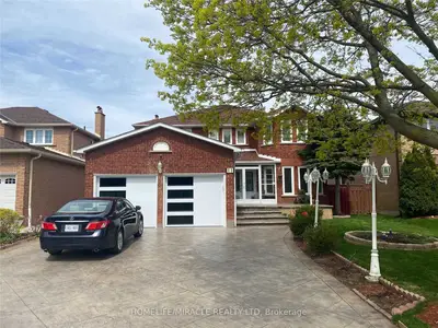 Detached in Brampton