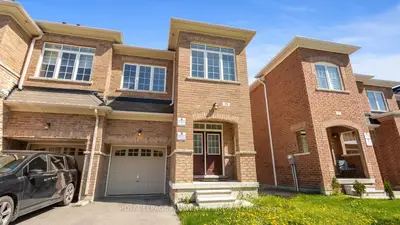 29 Backwater Trail, Brampton, On L7a 5c2