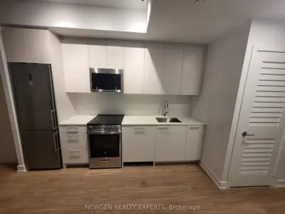 Condo Apartment in Brampton