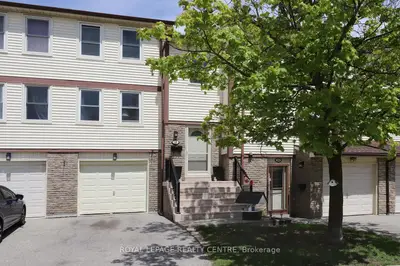 7340 Copenhagen Road 35, Mississauga, On L5n 2s5