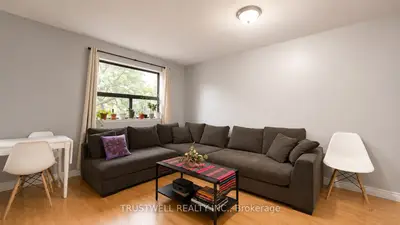 122 Atlantic Avenue Apt A, Toronto, On M6k 1x9