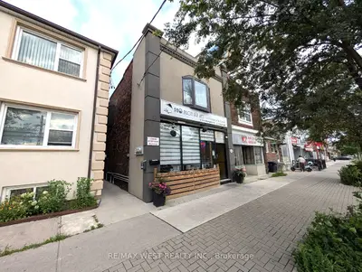 Store W Apt/Office in Toronto