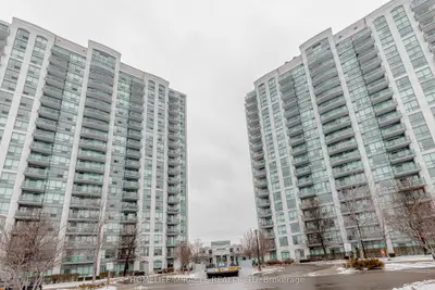 Condo Apartment in Mississauga