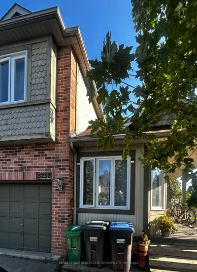 5252 Bushelgrove Circle, Mississauga, On L5m 6c5