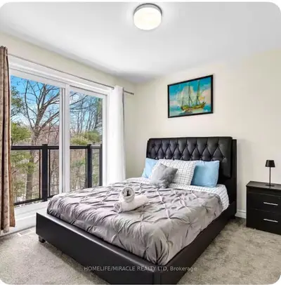 27 Folcroft Street, Brampton, On L6y 6l3