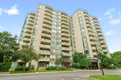 Condo Apartment in Burlington