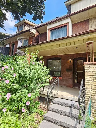449 Pacific Avenue, Toronto, On M6p 2r3