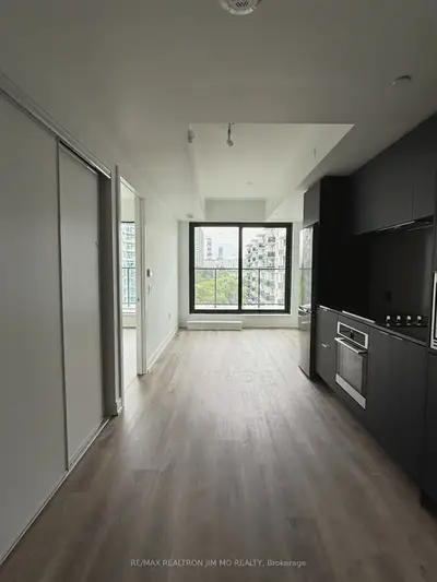 Condo Apartment in Mississauga