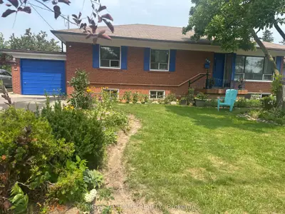 309 Queen Mary Drive, Oakville, On L6k 3l5