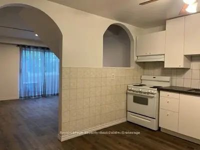 1746a Eglinton Avenue W 2, Toronto, On M6e 2h6