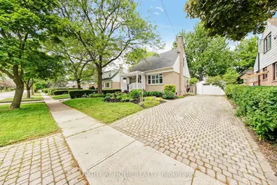 74 Mccaul Street, Brampton, On L6v 1j3