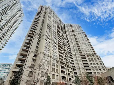 Condo Apartment in Mississauga