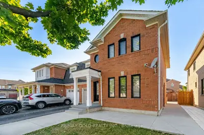 61 Saintsbury Crescent, Brampton, On L6r 2v9