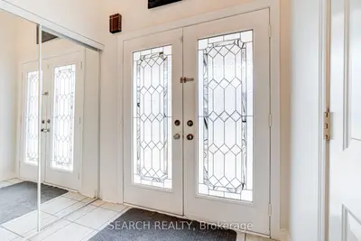 19 Treeline Boulevard, Brampton, On L6p 1c5