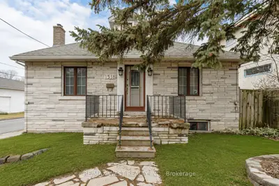 1518 Cawthra Road, Mississauga, On L5g 4l2