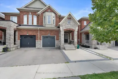 Semi-Detached in Milton