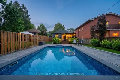 188 Queens Avenue, Toronto, On M8v 2n9