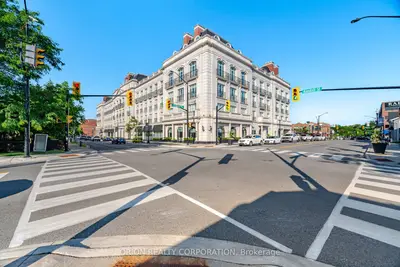 300 Randall Street 304, Oakville, On L6j 0g2