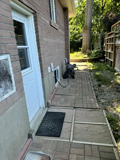 1442 Monaghan Circle, Mississauga, On L5c 1r8