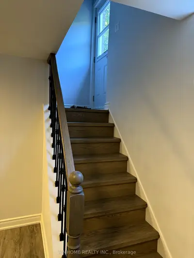1442 Monaghan Circle, Mississauga, On L5c 1r8
