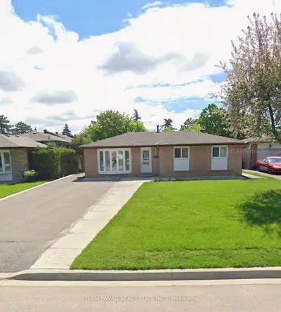 Detached in Brampton