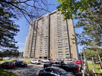 Condo Apartment in Brampton
