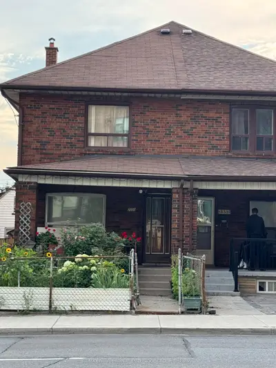 2330 Dufferin Street, Toronto, On M6e 3s4
