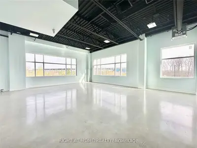3485 Rebecca Street 210, Oakville, On L6l 6x9