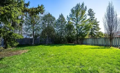 583 Elliott Crescent, Milton, On L9t 3g5