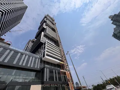 Condo Apartment in Mississauga