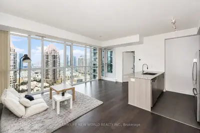 Condo Apartment in Mississauga