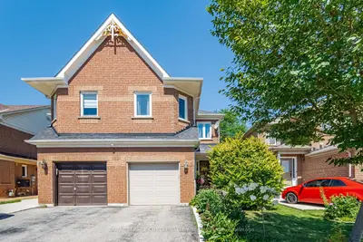 Semi-Detached in Brampton