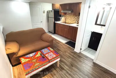 3910 Mayla Drive Basement, Mississauga, On L5m 7y8