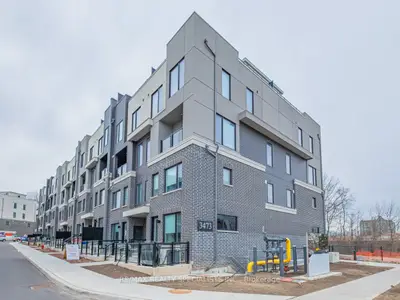 Condo Townhouse in Mississauga