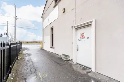 3042 Keele Street, Toronto, On M3m 2h5