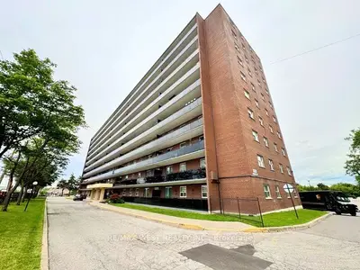 Condo Apartment in Mississauga