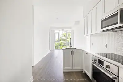 Condo Apartment in Toronto