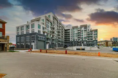 Condo Apartment in Oakville