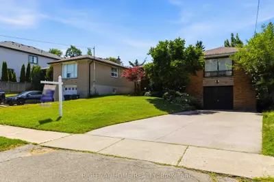 68 Barford Road, Toronto, On M9w 4h6