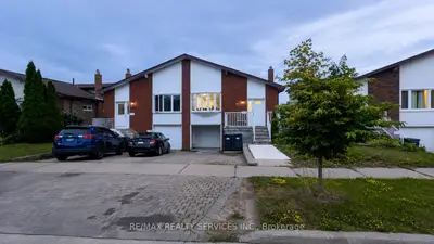 Semi-Detached in Brampton