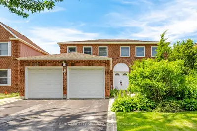 Detached in Brampton