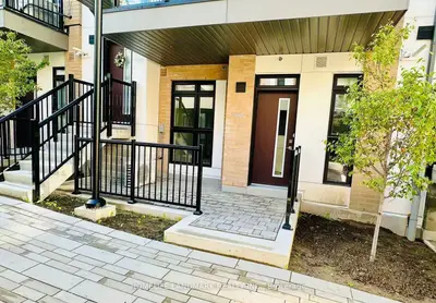 Condo Townhouse in Toronto