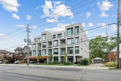 Condo Apartment in Toronto