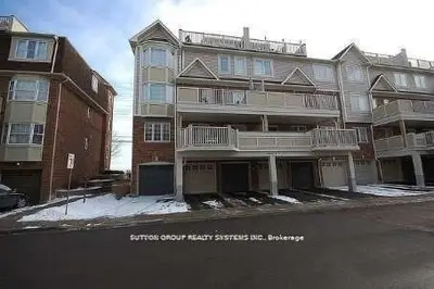 Condo Townhouse in Mississauga