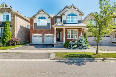 323 Cochrane Terrace, Milton, On L9t 8c8
