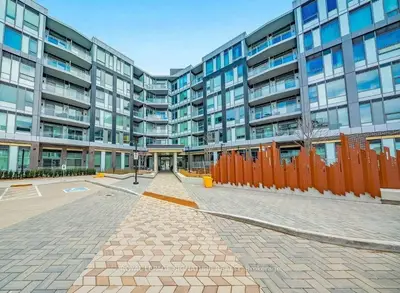 Condo Apartment in Oakville