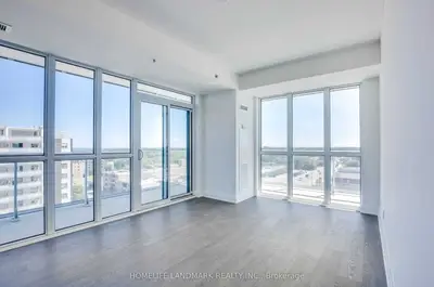 Condo Apartment in Oakville