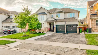 12 Valleywest Road, Brampton, On L6p 2j9