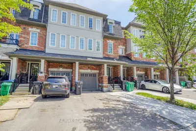 15 Sprucewood Road, Brampton, On L6z 0j3